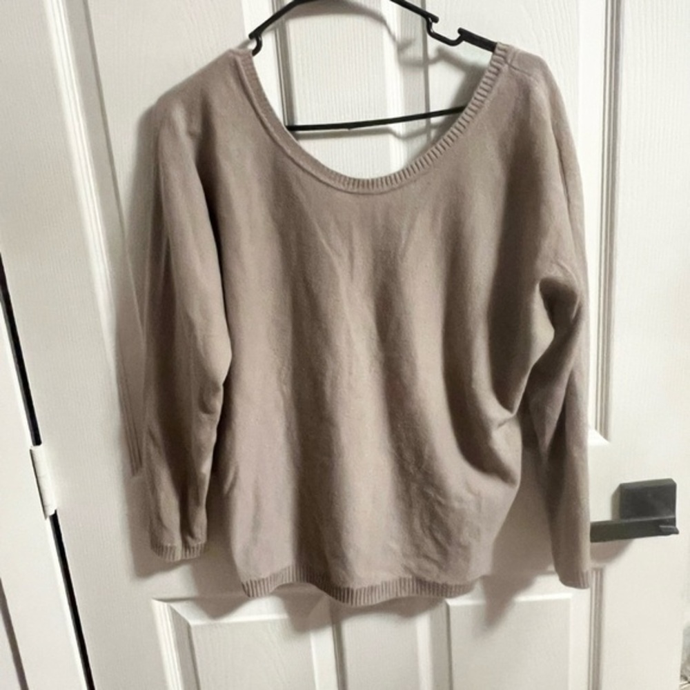 VINCE cashmere sweater